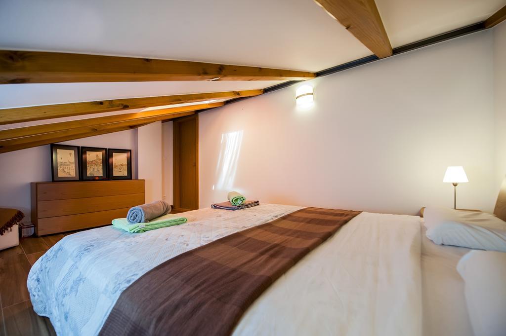 Apartment The Loft Ровинь Экстерьер фото