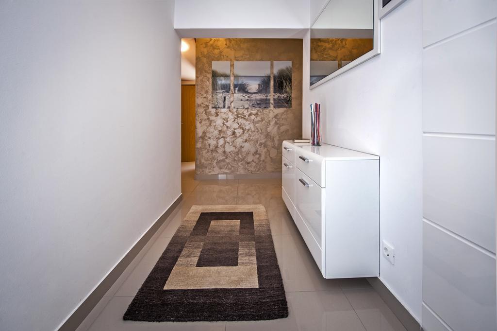 Apartment The Loft Ровинь Экстерьер фото